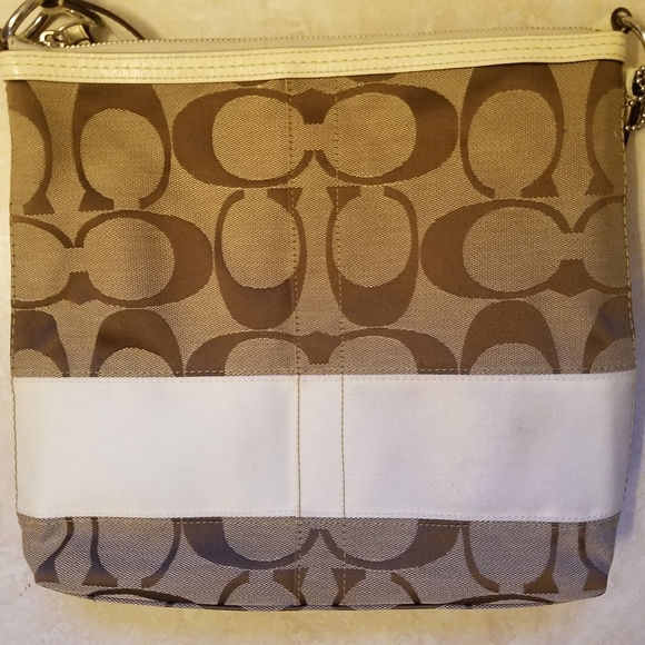 Coach | Over The Shoulder Classic Monogram Purse - Picture 6 of 7